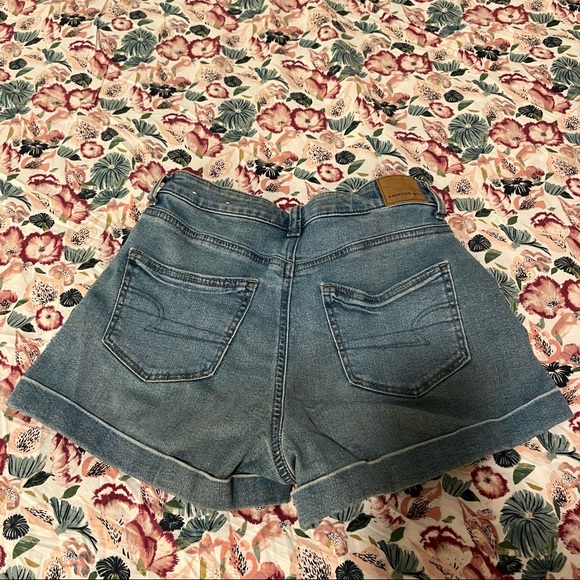 American Eagle “AE Stretch Denim Mom Shorts” - Picture 4 of 6